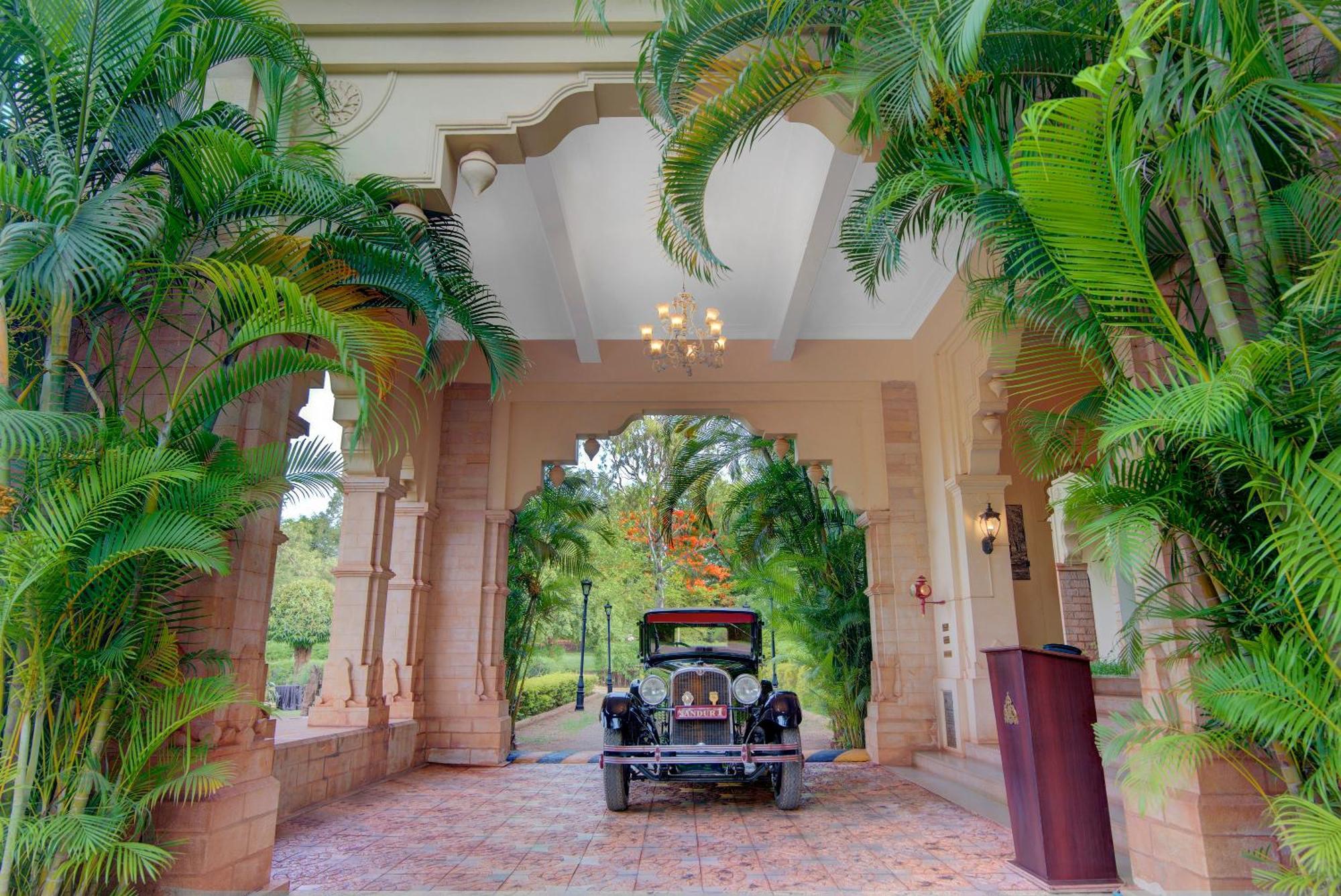 Welcomheritage Shivavilas Palace, Hampi Хоспет Экстерьер фото