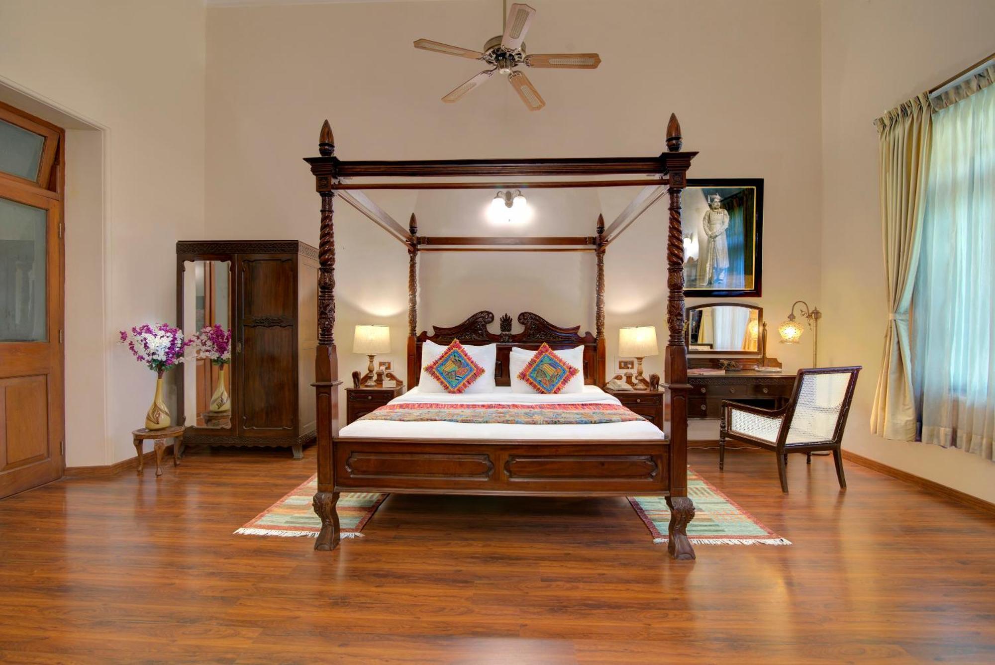 Welcomheritage Shivavilas Palace, Hampi Хоспет Экстерьер фото