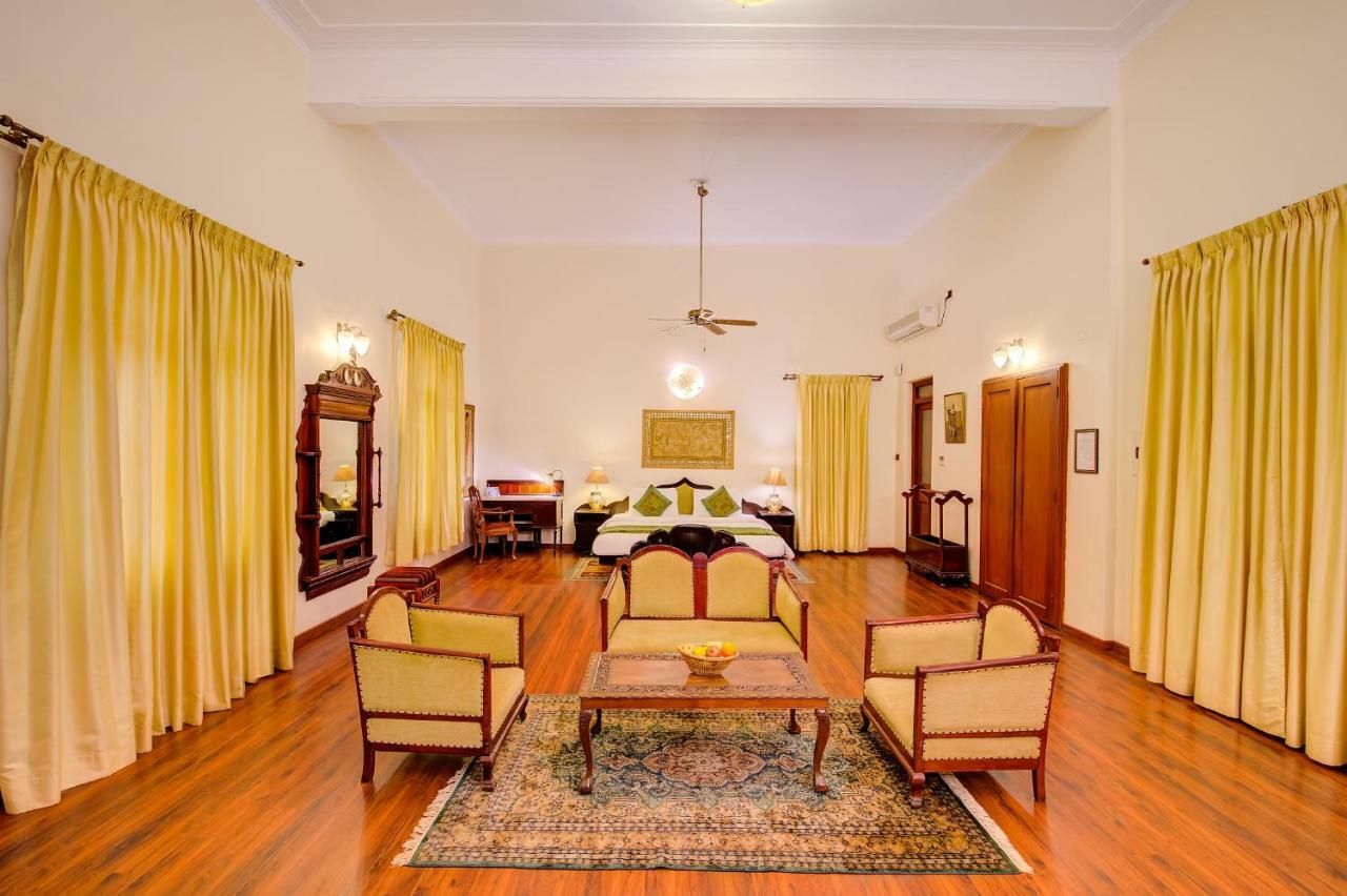 Welcomheritage Shivavilas Palace, Hampi Хоспет Экстерьер фото
